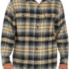 Men�s Spread Collar Flannel Shirt