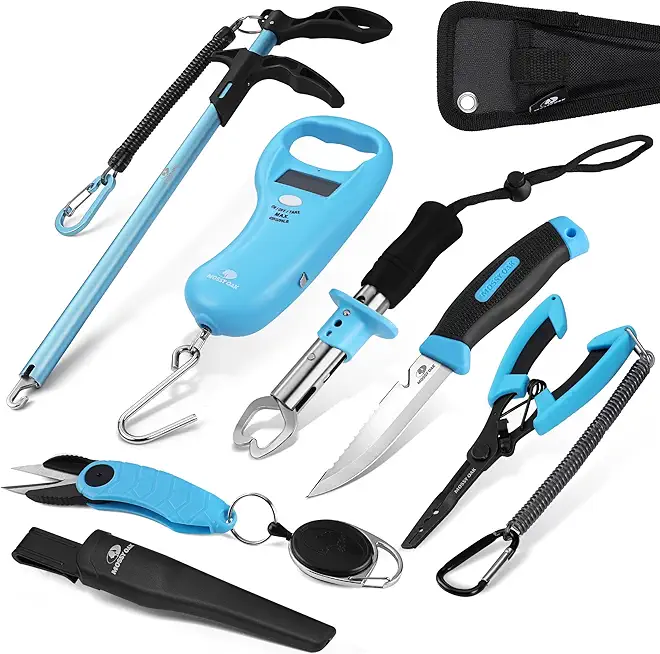 Mossy Oak Fishing Tools Kit - Plier, Fillet Knife, Lip Gripper, Hook Remover, Digital Scale, Line Snip, Fly Retractor, With Sheath Lanyard - Gifts for Men